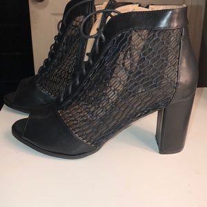 Chunky heel mesh bootie